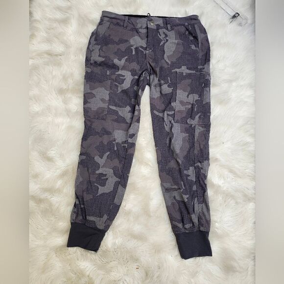 Prana camo cargo pocket hiking jogger pants - Picture 3 of 12